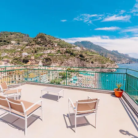 Apartamento La Torretta, A Terrace On The Amalfi Coast Minori Exterior foto