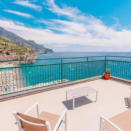Apartamento La Torretta, A Terrace On The Amalfi Coast Minori Exterior foto